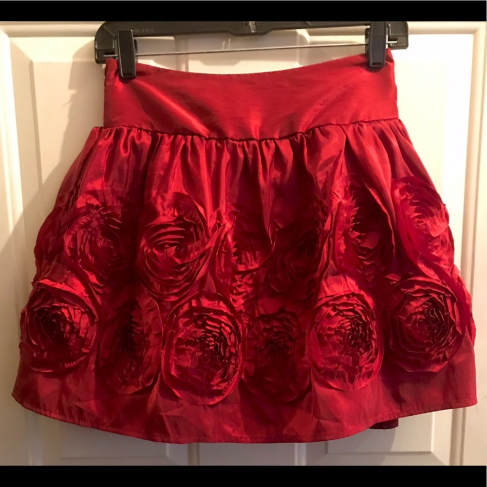 Little red skirt ♥️